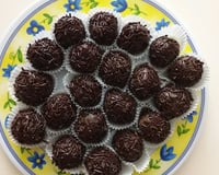 Brigadeiro de casca de banana
