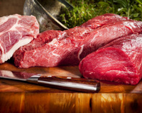 Por que não devemos lavar a carne antes de cozinhá-la