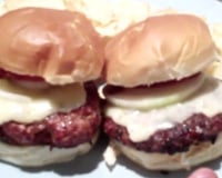 Hambúrguer de linguiça gourmet