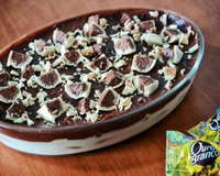Pavê de bombom de Ouro Branco é a sobremesa de travessa fácil e deliciosa para a sua ceia de Natal