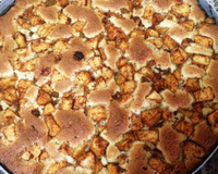 Bolo de maçã com casca