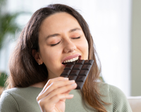Isso é o que acontece com o seu corpo se você comer chocolate 70% todos os dias