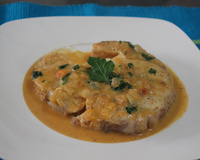 Filés de cação ao leite de coco