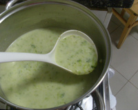 Sopa de brócolis e couve-flor