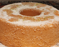 Bolo fofinho de limão