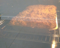 Cuca de banana com farofa