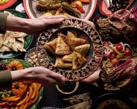 Descubra 5 receitas árabes deliciosas e saiba como servi-las