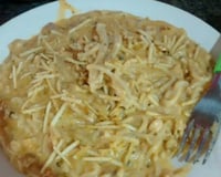 Macarrão com frango na panela de pressão