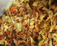 Repolho refogado com carne de soja