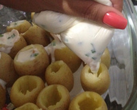 Petisco de batatinha recheada com requeijão