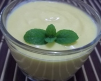 Suspiros com creme de manga