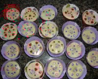 Cupcakes decorados com pasta americana de leite em pó