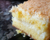 Bolo de fubá cremoso