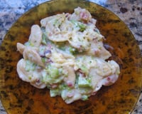 Macarrão com brócolis e bacon gratinado