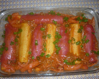 Panquecas coloridas ao molho