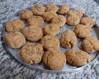 Pãozinho salgado de farinha de mandioca (sem glúten/lactose)
