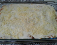 Macarronada à bolonhesa com molho branco