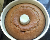 Bolo simples de chocolate