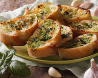 Pão de alho: Confira 3 acessórios que vão revolucionar o seu churrasco