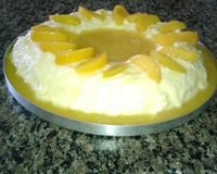 Manjar de coco com calda de pêssego