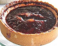 Cheesecake com geleia de amora e licor de uva