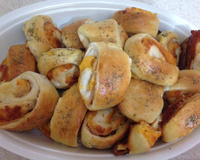 Pãezinhos de presunto e queijo