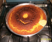 Broa de fubá com queijo