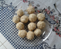 Docinhos fáceis de leite condensado com farinha láctea