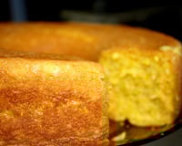 Bolo de fubá com queijo