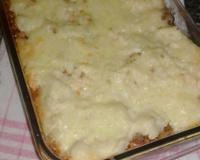 Escondidinho de requeijão com carne moída