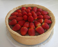 Torta de morango com chocolate trufado