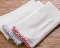 Em truque de vovó dá para confiar: esse é o jeito certo de lavar os panos de prato e deixar branquinho