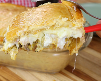 Essa combinação eu aprendi com a minha avó e não largo mais: empadão de palmito com bacon muito cremoso e fácil