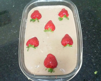 Doce de morango com chocolate