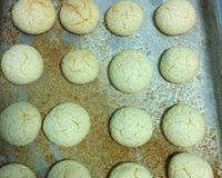 Sequilho de maisena com amendoim