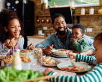 Organize um almoço completo para o Dia das Mães (sem estresse!): entrada simples, prato principal fácil e sobremesa rápida