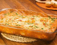 Torta de liquidificador de cachorro-quente: o lanche perfeito para ver os jogos da Copa em clima de Festa Junina!