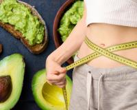 Quem faz dieta para emagrecer pode adicionar abacate ao cardápio ou é muito calórico? A resposta vai te surpreender!
