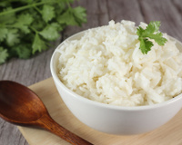 Como preparar arroz: descubra se você deve ou não lavá-lo