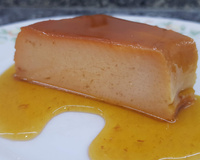 Pudim de leite com bolachas maisena