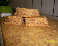 Bolo de fubá com amendoim