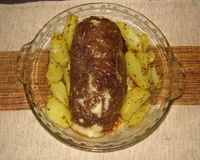 Rocambole de queijo e presunto com calabresa