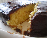 Bolo de maracujá com chocolate