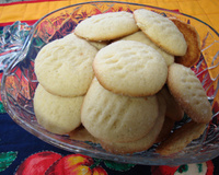 Bolachas de queijo parmesão do Lúcio Cezar