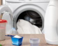 Mulher descobre objeto assustador com odor fétido em sua máquina de lavar: "Achei que estava vivo"