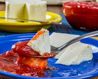 Queijo com goiabada: veja receitas com a dupla e conheça origem do famoso Romeu e Julieta