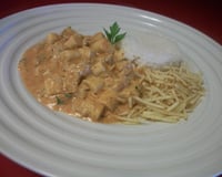 Estrogonofe de palmito com atum