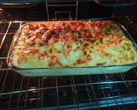 Batata gratinada com brócolis e bacon