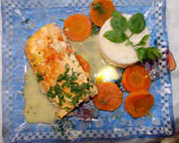 Salmão ao molho frio de maracujá