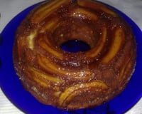 Bolo de banana caramelizado